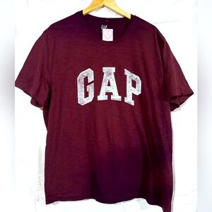 GAP Burgundy Tshirt XL